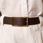 Cinto Feminino em Couro com Fivela Retangular Dourada - ref. 245 - Aredda